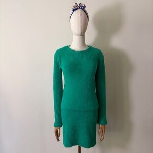 Art Class Girls Green Fuzzy Knit Skirt & Sweater Set XXL (16/18)